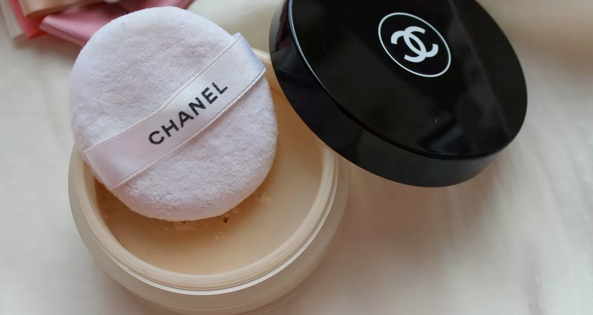 рассыпчатая пудра Poudre Universelle Libre, Chanel