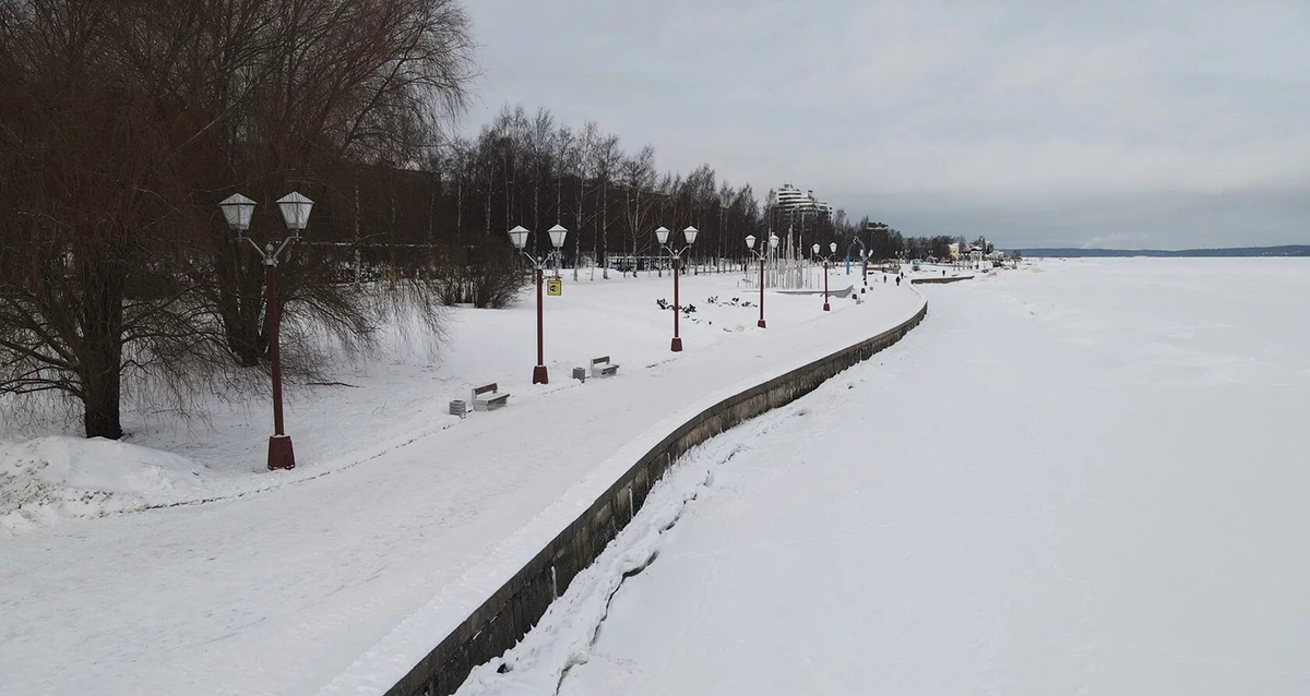 Вокруг Ладоги на новогодних праздниках в Усадьбу карельского Деда Мороза