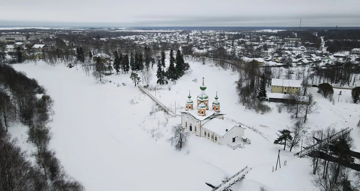 Вокруг Ладоги на новогодних праздниках в Усадьбу карельского Деда Мороза