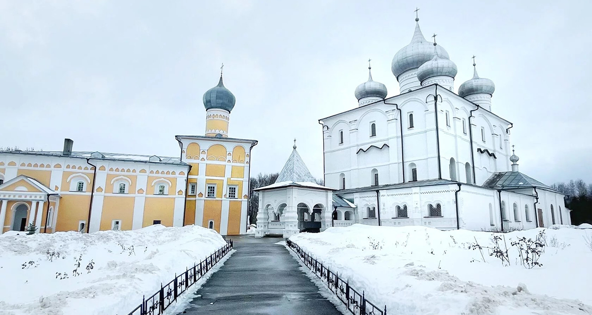 Встреча Нового 2025 года в новгородском отеле «Амакс»