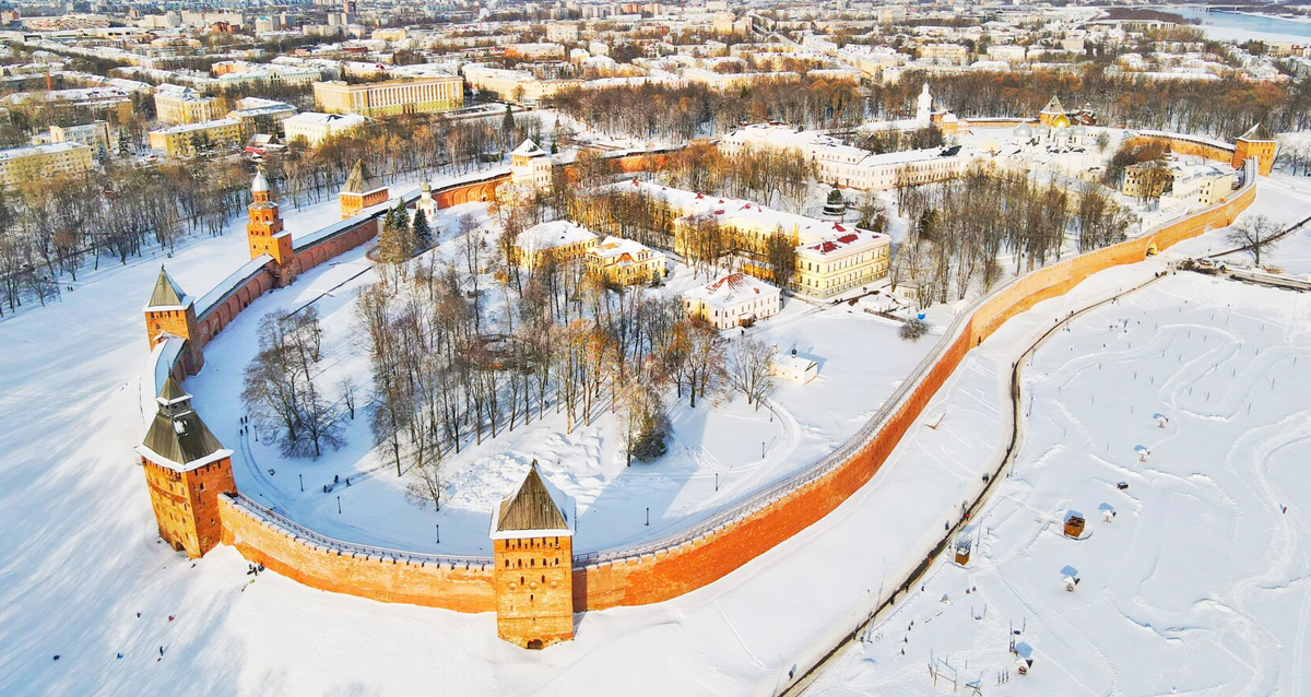 Новогодние город-курорт Старая Русса и Великий Новгород