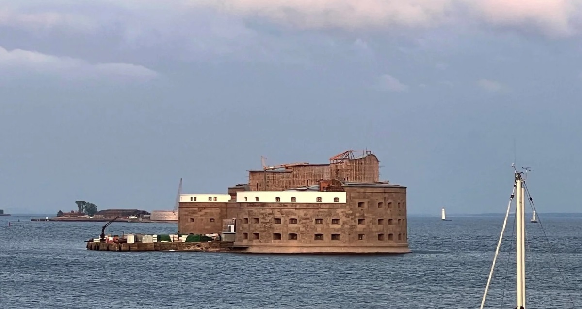 автобусный тур «Кронштадт-Петергоф»
