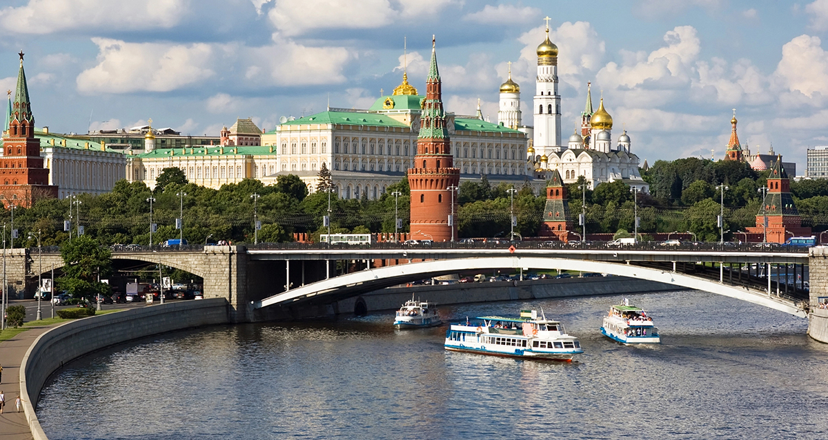 прогулка на теплоходе в День России