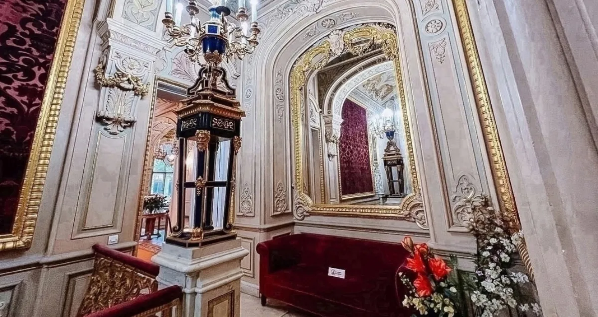 1800 р. за экскурсию в Дом Ученых