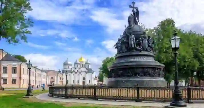 Скидка 39% на однодневный тур в Великий Новгород