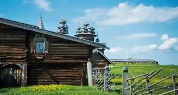 9450 р. за тур «Карельская феерия: Рускеала, Петрозаводск, Кижи»